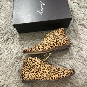 NIB Pencey Pony Hair Booties Cheetah Leopard Print